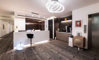 Mipo Oceanside Hotel