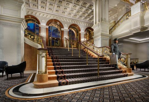 3. 롯데 뉴욕 팰리..