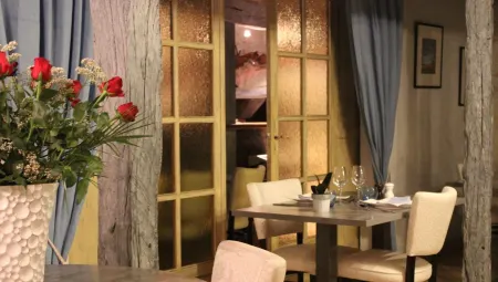 Au Vieux Pressoir Отели в г. Ларок-Сен-Сернен