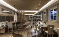 Presulis Hideaway Apartments & Restaurant Hotels in Tires