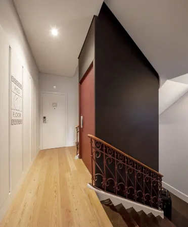 Lisbon Serviced Apartments - Madalena Отели рядом с достопримечательностью «Триумфальная Арка на руа Аугушта»