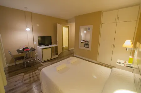 SJ Executive - San Juan Curitiba Отели рядом с достопримечательностью «Botanical Garden of Curitiba»