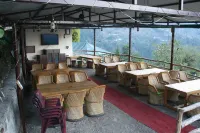 네이처 드롭스 나이니탈 호텔