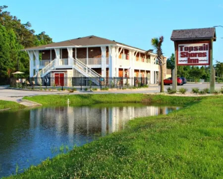 Topsail Shores Inn Hoteles en Condado de Onslow