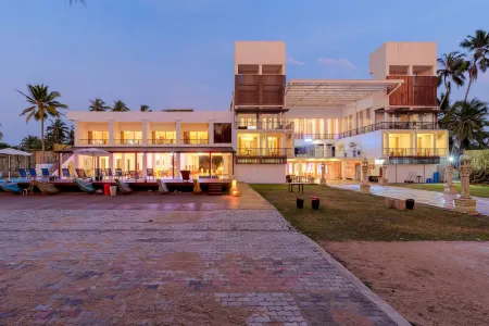 Seagate Hotel Отели рядом с достопримечательностью «Sri Kannangararamaya»