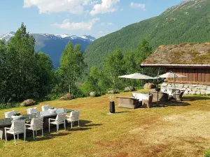 Blåtind Boutique Hotel