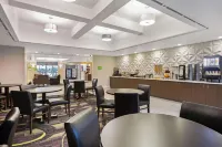 La Quinta Inn & Suites by Wyndham Visalia/Sequoia Gateway Các khách sạn ở Visalia