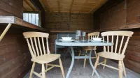 Beehive @ Westcote Glamping- Campsite Hotels in 