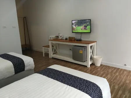 Blue Shore Cottage Отели в г. Sikao