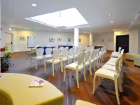 เมอร์เคียว โอลเบีย โฮเทลแอนด์สปา โรงแรมในออลเบีย