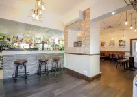 The Highworth Hotel Hotels in Lechlade