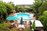 Best Western Naples Inn  Suites - Beach