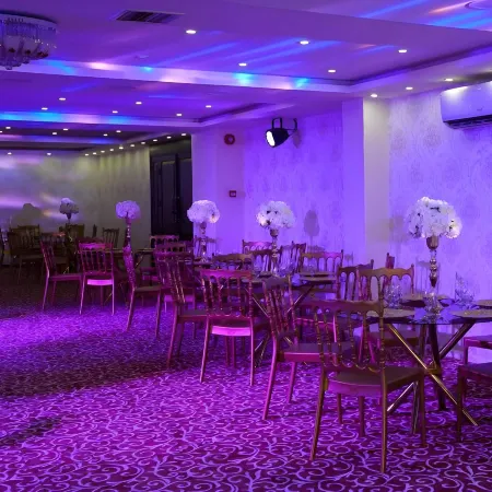 New MerryLand Hotel