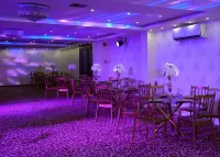 New MerryLand Hotel - Завтрак