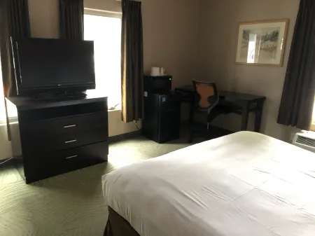 Downtown Value Inn Отели рядом с достопримечательностью «The Old Church»