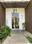 Apartment Near Beach and Airport Hotel dekat Columbus Lighthouse
