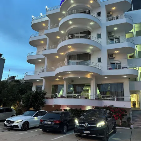 Oskar Hotel