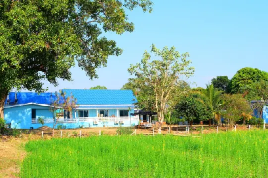 Baan Fa la Mai Resort Hotels in Chiang Ngoen