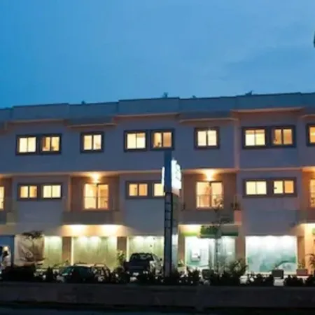 Axis Suites