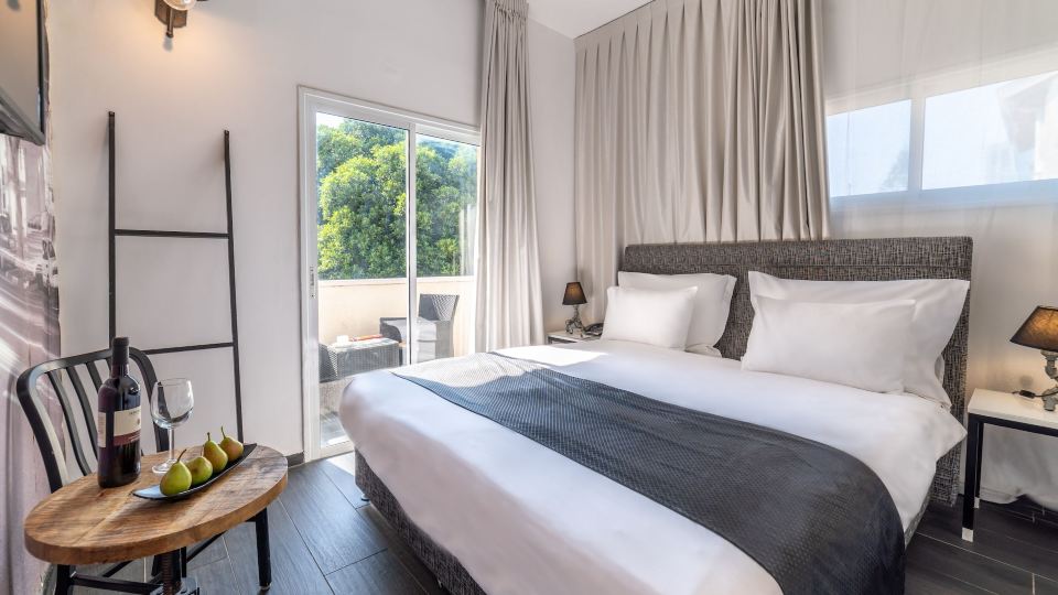 Dizengoff Avenue Boutique Hotel