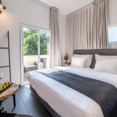 Dizengoff Avenue Boutique Hotel โรงแรมใกล้The Cameri Theatre