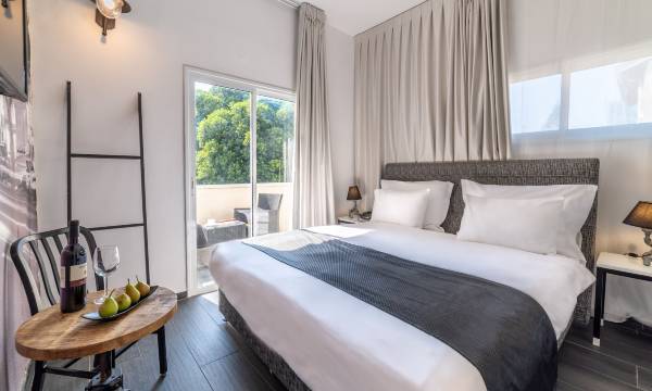 Dizengoff Avenue Boutique Hotel