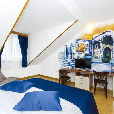 Palma Rooms B&B Отели рядом с достопримечательностью «Торговый центр City Center One Split»