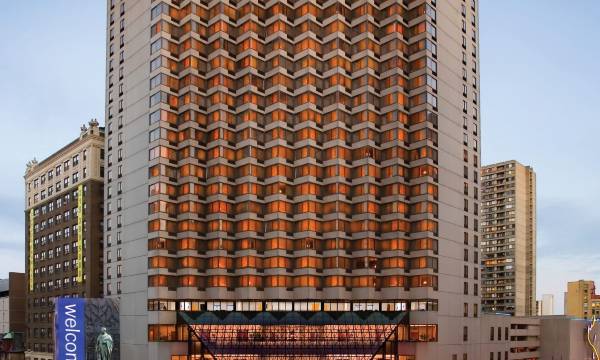 DoubleTree by Hilton Philadelphia Center City