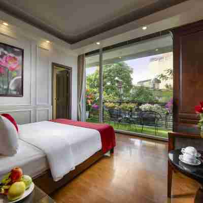 Hanoi Royal Palace Hotel 2 Rooms