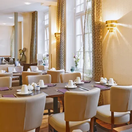 Hotel Fürst Bismarck Отели рядом с достопримечательностью «Ратуша Гамбурга»