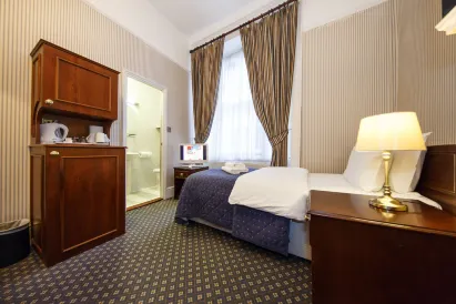 Regency House Hotel