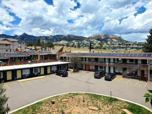 Coyote Mountain Lodge Hoteles en Estes Park
