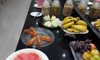 Emmis Park Hotel