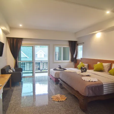 My Home Lantawadee Resort