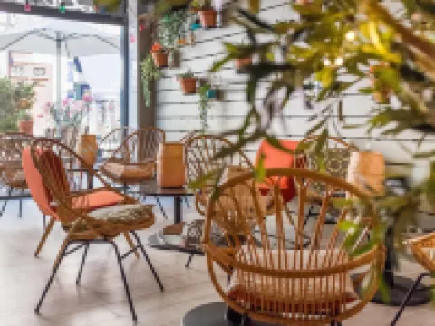 Hôtel Central アヴィニョンのホテル