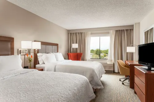Hampton Inn & Suites Denver-Cherry Creek فنادق في غليندال