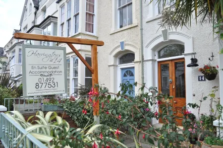 Harringtons at 14 Отели рядом с достопримечательностью «Mostyn Street»