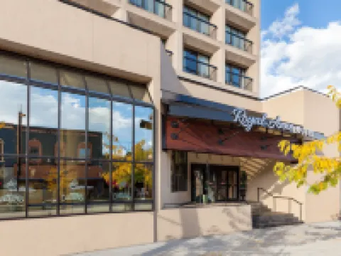 The Royal Anne Hotel Hotels near Downtown Kelowna