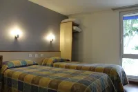 Hôtel Restaurant Maison Blanche Hotels in Rungis