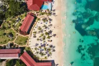 Pineapple Beach Club - All Inclusive