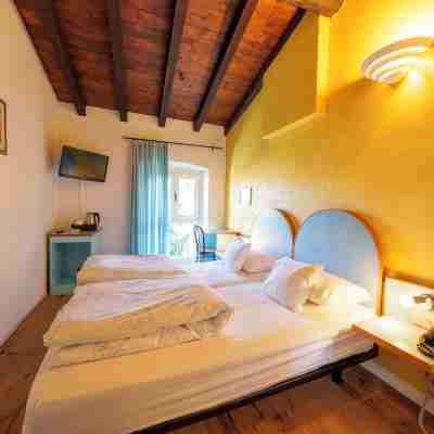 Hotel San Filis Rooms