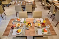 Radisson Hotel Barra Rio de Janeiro - servizio colazione