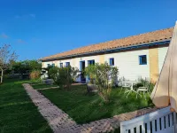 La Cadournaise Hotels in Saint-Seurin-de-Cadourne