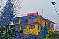Nomads Hostel Hotels in Manikaran