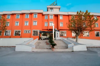 Hotel Dei Platani Hotel in zona Vinness Wine Store