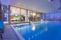 Wyndham Cluj - piscine