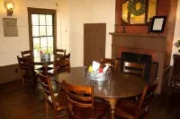 Wolf Creek Inn & Tavern - petit déjeuner