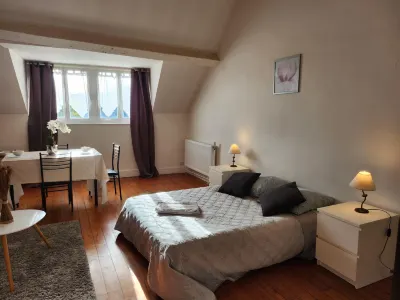 La Maison de Mathilde Hotels near Basilique Notre-Dame d'Alencon