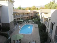 Holiday Inn Express & Suites San Dimas