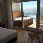 Ocean Front Motel Отели в г. Энтранс